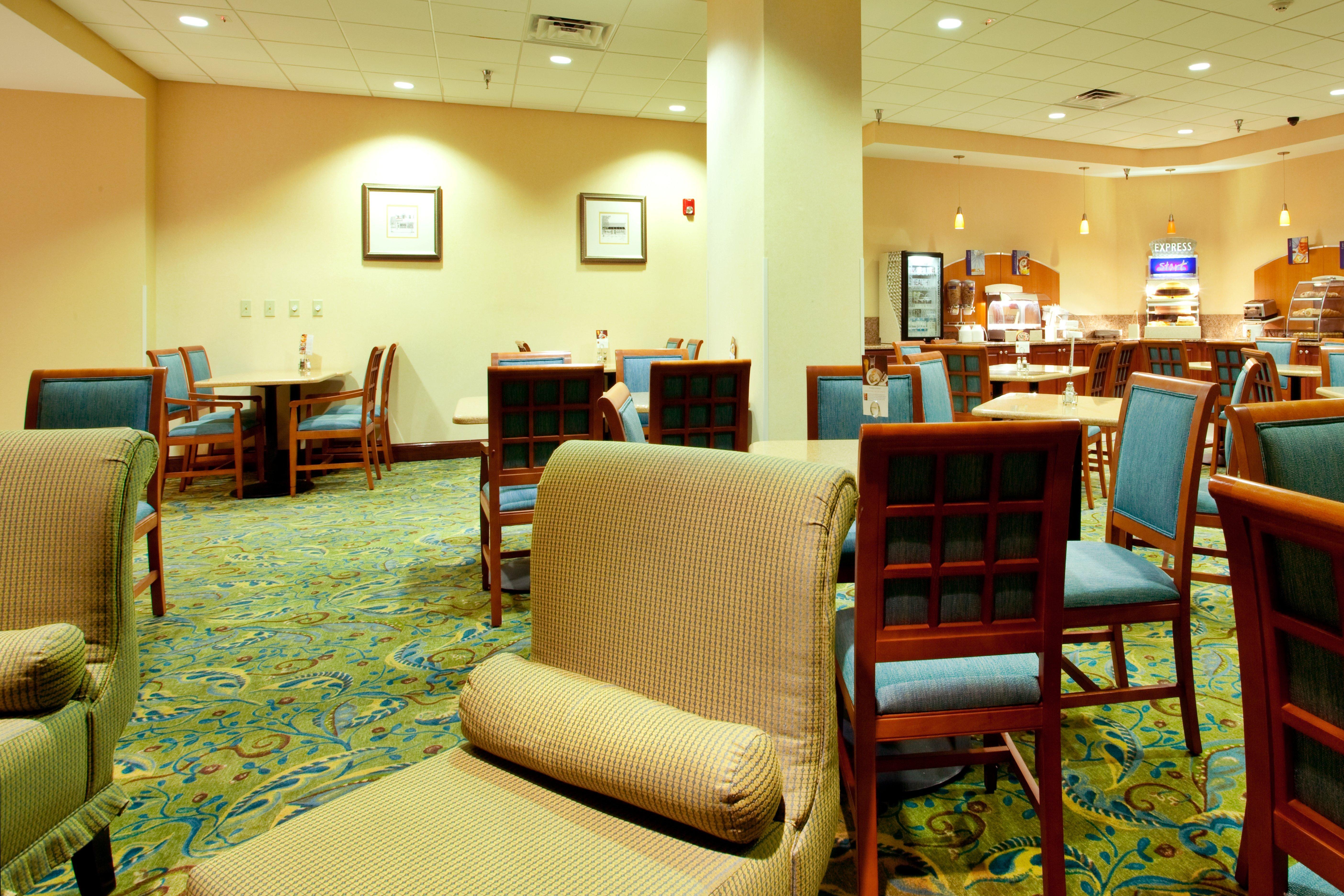 Holiday Inn Express - Richmond Downtown By Ihg Exterior foto