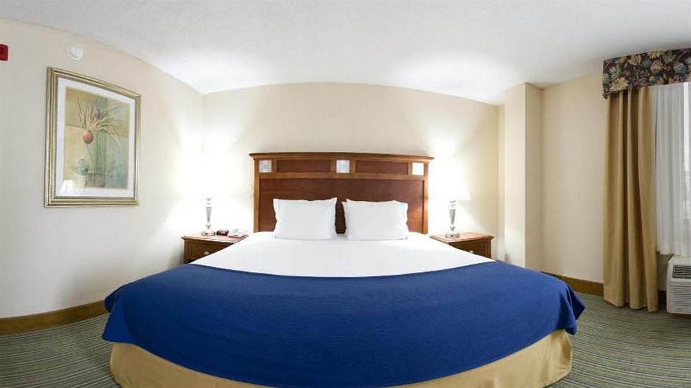 Holiday Inn Express - Richmond Downtown By Ihg Exterior foto