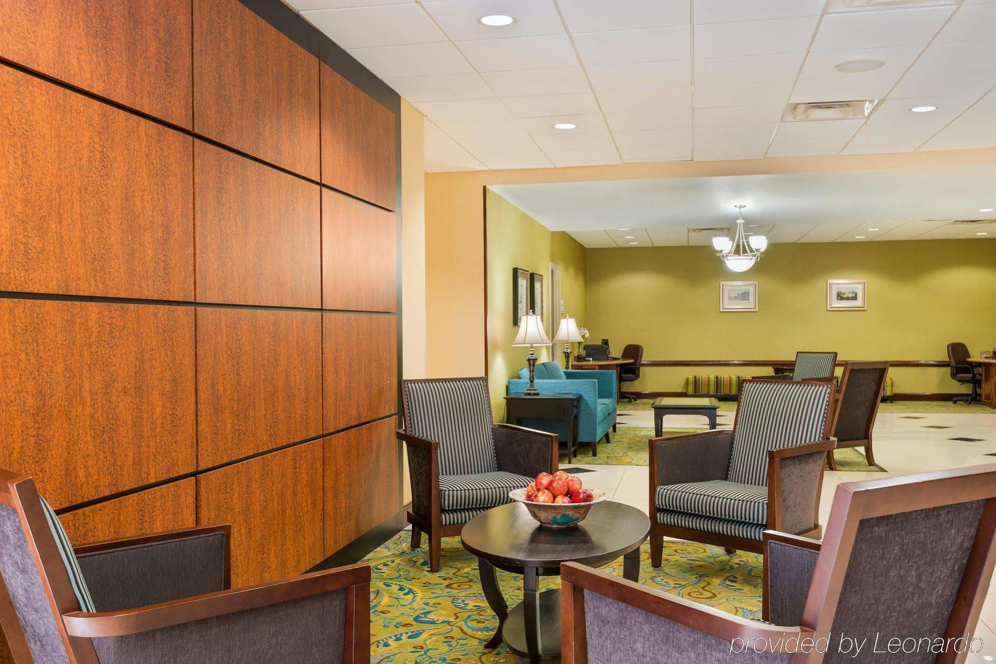 Holiday Inn Express - Richmond Downtown By Ihg Exterior foto